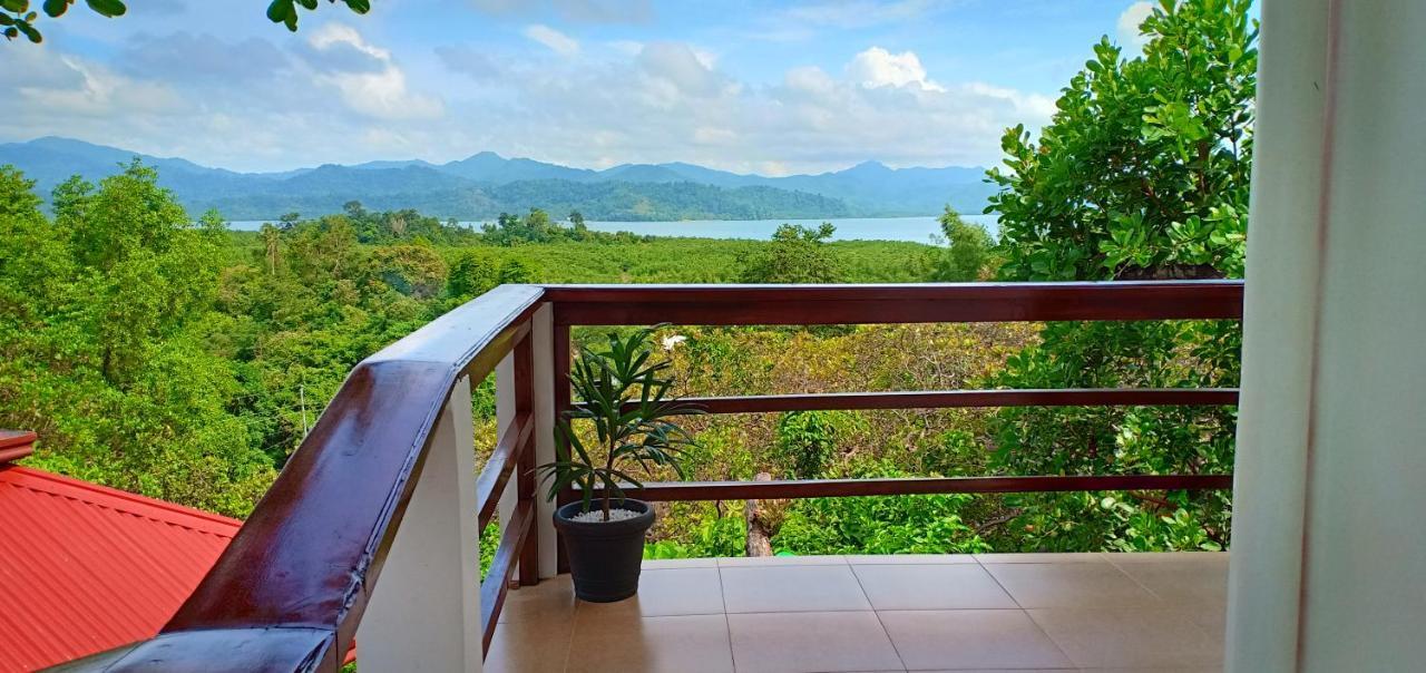 RC Villas&Resorts El Nido Esterno foto